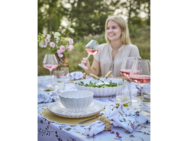 Inrednings bild på Karaff Nomi Klar i färgen klar tillverkad av Glas från Affari of sweden.