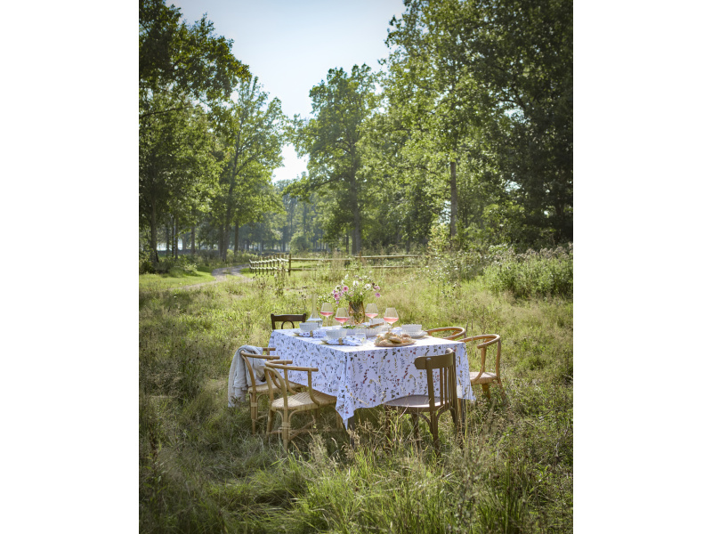 Inrednings bild på Karaff Nomi Klar i färgen klar tillverkad av Glas från Affari of sweden.