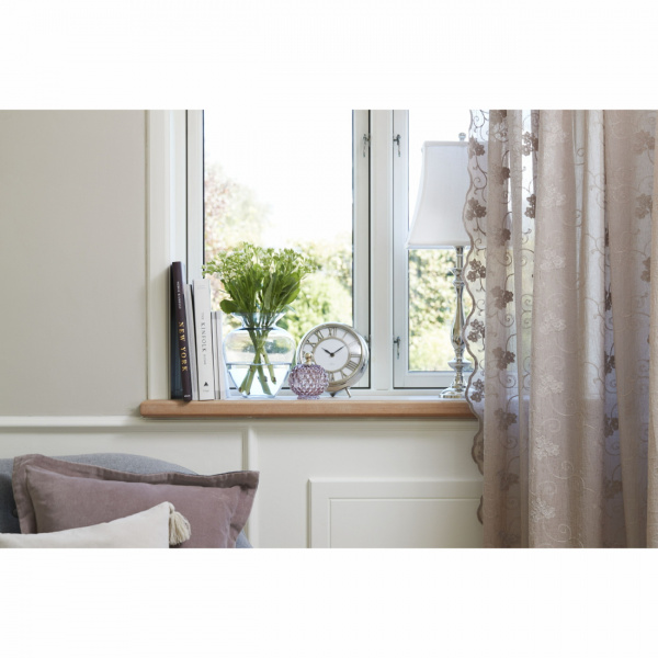 Klocka Clotilde miljöbild.