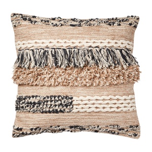 Inrednings bild på Kuddel Fernando i färgerna Beige, Grå och Elfenben tillverkad av Bomull från Affari. Bild på Kuddel Fernando i färgerna Beige, Grå och Elfenben tillverkad av Bomull från Affari.