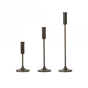 Bild på Ljusstake Juni Small. Inrednings bild på Ljusstake Juni Small.