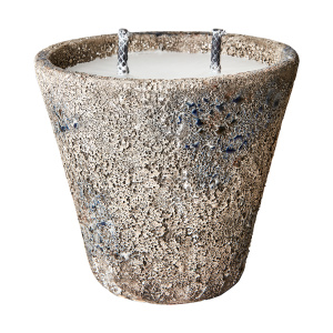 Inspirerande bild på Uteljus i en stenkruka. Inspirations bild på Maximus i kruka Sten.