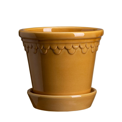 Inrednings bild på Kruka Copenhagen Glaserad Gul 14x11 i färgen gul tillverkad av Keramik från Bergs Potter. Inspirerande bild på Kruka Copenhagen Glaserad Gul 14x11 i färgen gul tillverkad av Keramik från Bergs Potter.