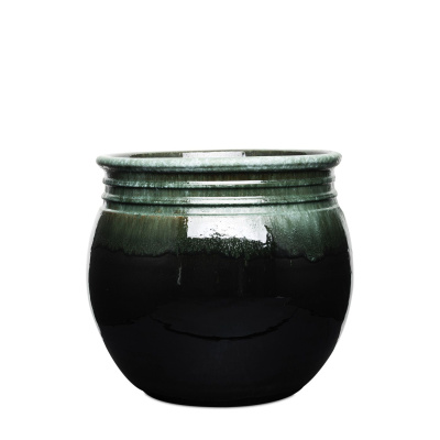 Inrednings bild på Kruka Crasto Grön 22x24 i färgen grön tillverkad av Keramik från Boavista. Bild på Kruka Crasto Grön 22x24 i färgen grön tillverkad av Keramik från Boavista.