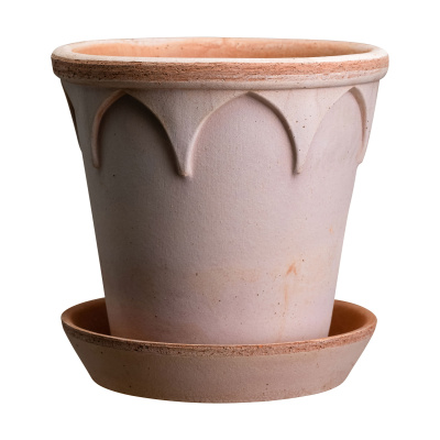 Bild på Kruka Elizabeth Rosa 18x17 i färgen rosa tillverkad av Terrakotta från Bergs Potter. Bild på Kruka Elizabeth Rosa 18x17 i färgen rosa tillverkad av Terrakotta från Bergs Potter.