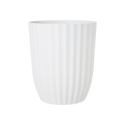 Inspirerande bild på Kruka Yodit Vit 29x34 i färgen vitmelerad tillverkad av Plast från Wikholm form. Produktbild på Kruka Yodit Vit 29x34 i färgen vitmelerad tillverkad av Plast från Wikholm form.