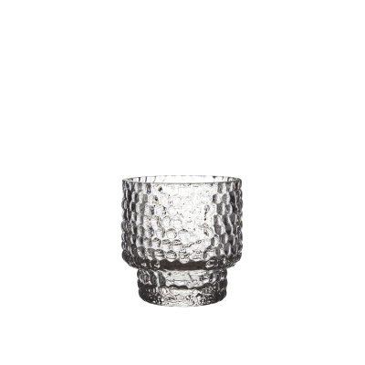 Inrednings bild på Ljuslykta Dotti 8x8 i färgen klar tillverkad av Glas från Wikholm Form. Produktbild på Ljuslykta Dotti 8x8 i färgen klar tillverkad av Glas från Wikholm Form.