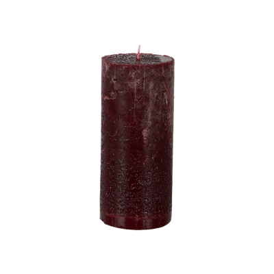 Inrednings bild på Blockljus Cote Nord Ø7x15 Bordeaux i färgen bordeaux tillverkad av Paraffin från Affari of Sweden. Bild på Blockljus Cote Nord Ø7x15 Bordeaux i färgen bordeaux tillverkad av Paraffin från Affari of Sweden.