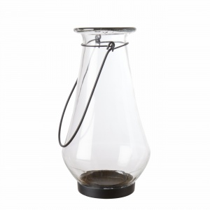 Hängande lykta Helen Large frilagd mot vit bakgrund.