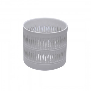 Ljuslykta Juni L frilagd mot vit bakgrund. 